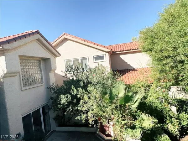 Las Vegas, NV 89113,7829 Bermuda Dunes AVE