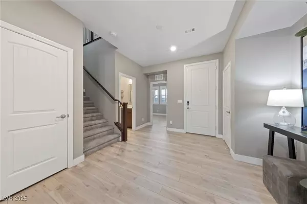 Las Vegas, NV 89138,928 Riverlawn PL