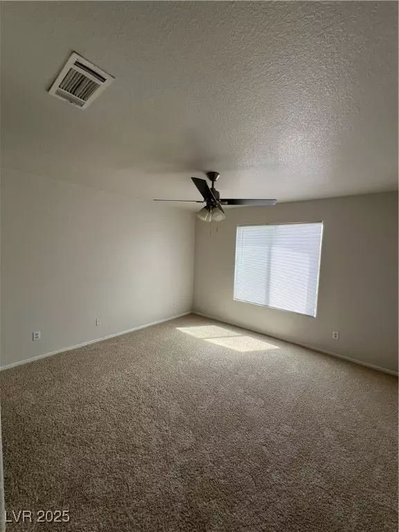 Las Vegas, NV 89110,1541 Linnbaker LN #201