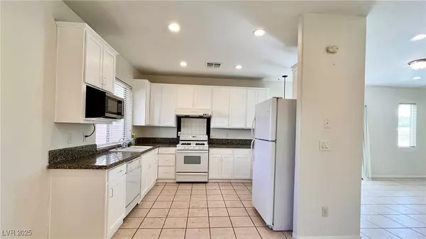 Las Vegas, NV 89146,5214 Monterey Park CIR