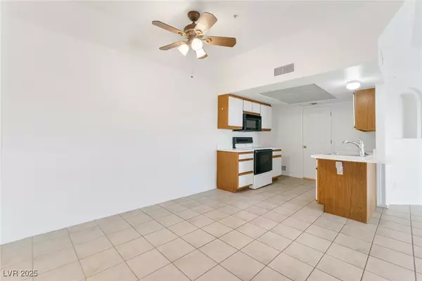 Laughlin, NV 89029,3550 Bay Sands DR #1098