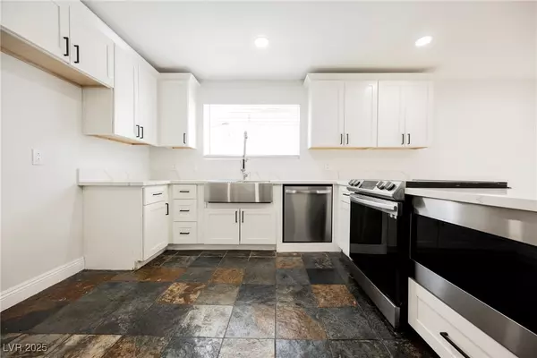 Las Vegas, NV 89121,4625 La Fonda DR