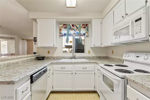 Laughlin, NV 89029,2223 Aspen Mirror WAY #102