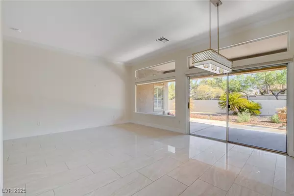 Las Vegas, NV 89134,10413 Broom Hill DR