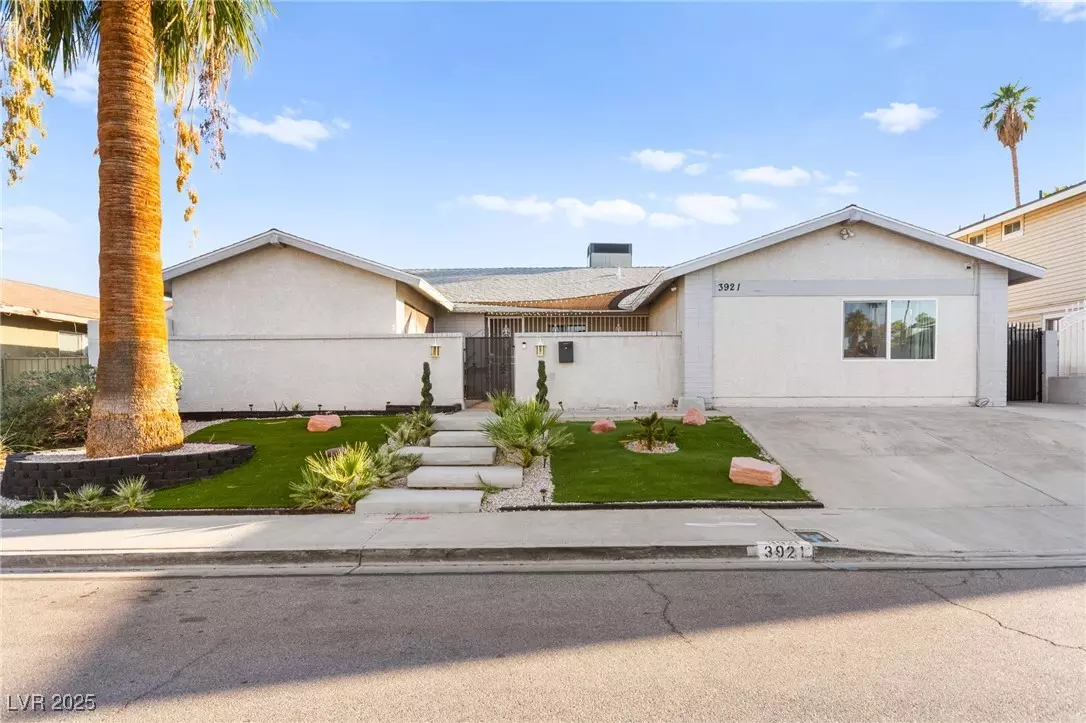 Las Vegas, NV 89121,3921 Avonwood AVE