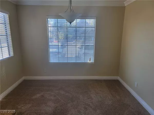 Las Vegas, NV 89108,2700 RAINBOW BLVD #1002