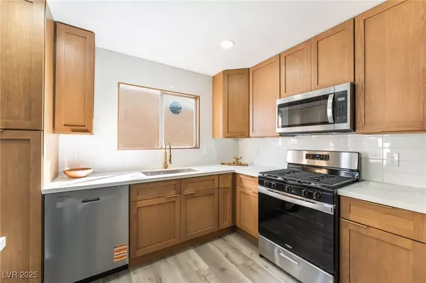 Las Vegas, NV 89128,8308 Monico Valley CT