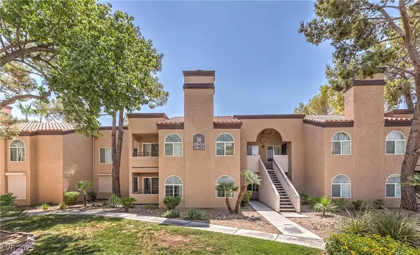 9325 W Desert Inn RD #110, Las Vegas, NV 89117