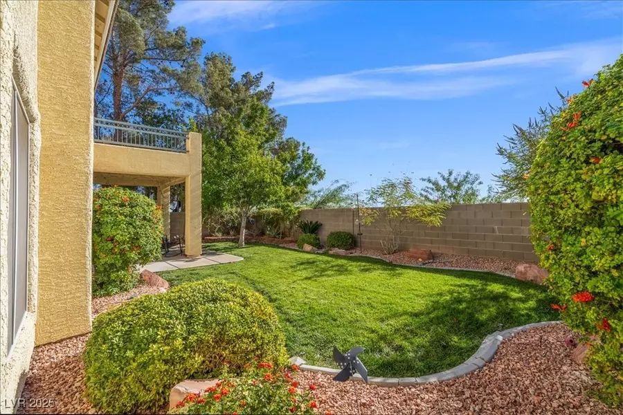 1100 Enderly LN, Las Vegas, NV 89144
