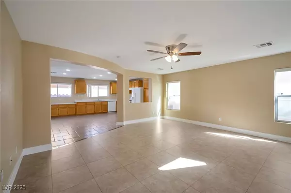 Las Vegas, NV 89139,6142 Windmill Island AVE