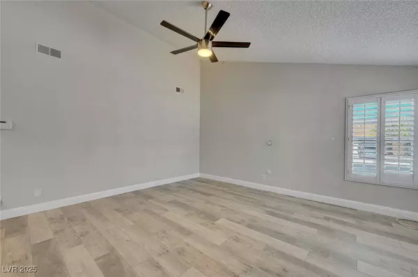 Las Vegas, NV 89103,4483 Fernbrook RD