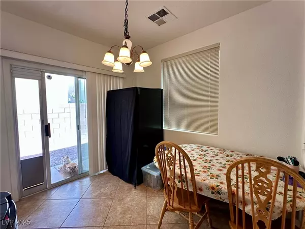 Las Vegas, NV 89183,10153 Sunshine Village PL