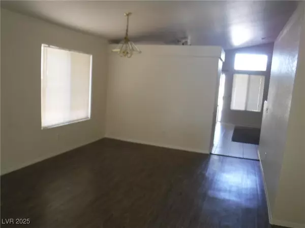 Henderson, NV 89074,2422 Tottingham RD