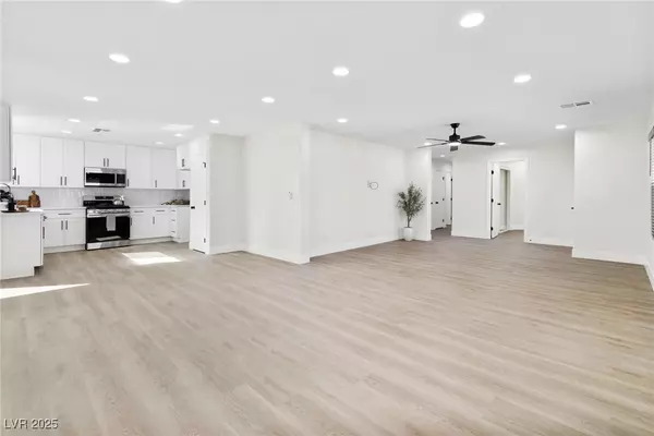 Las Vegas, NV 89183,69 Desert Palm DR