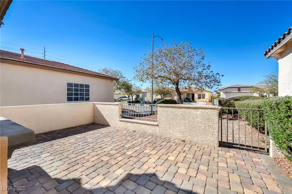 North Las Vegas, NV 89081,6020 Sugar Creek DR