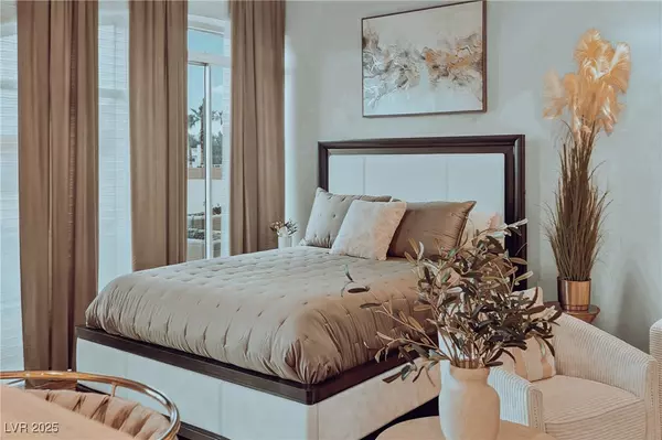 Las Vegas, NV 89109,3111 Bel Air DR #202