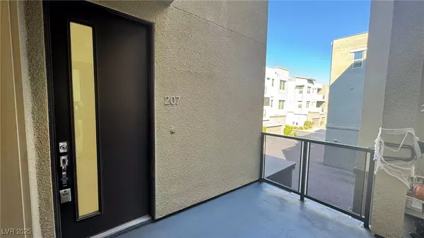 Las Vegas, NV 89135,11257 RAINBOW PEAK AVE #207