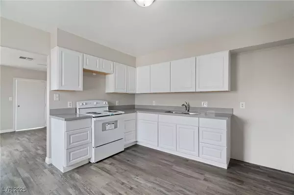 North Las Vegas, NV 89030,2232 Bassler ST