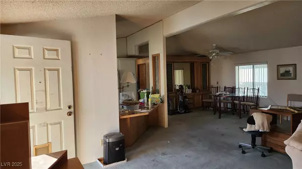 Las Vegas, NV 89122,3069 Gavilan LN