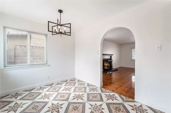 Las Vegas, NV 89146,5425 Del Rey AVE