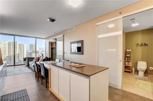 Las Vegas, NV 89158,3722 Las Vegas BLVD #1603