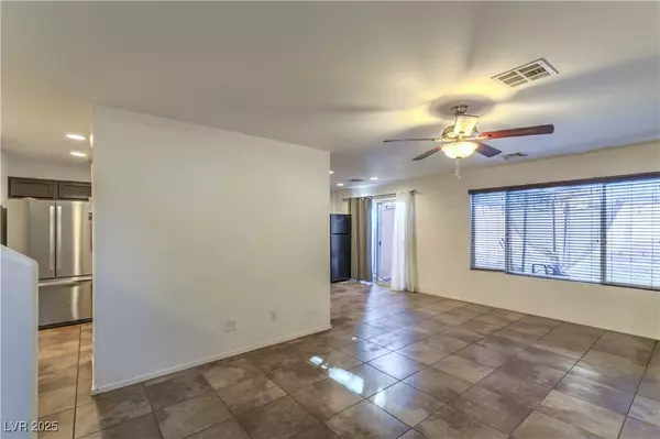 Las Vegas, NV 89178,9939 Otterburn ST