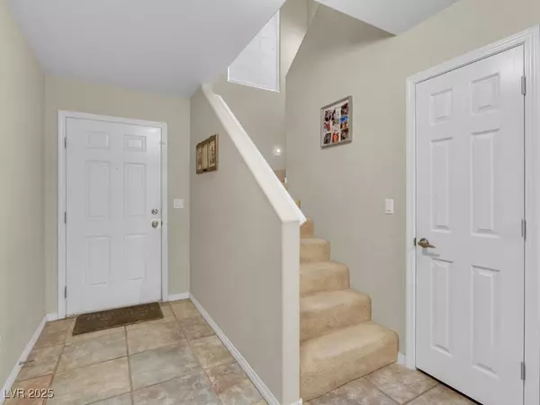 Las Vegas, NV 89113,7327 Dicentra RD