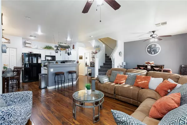 Henderson, NV 89002,2517 April Breeze LN