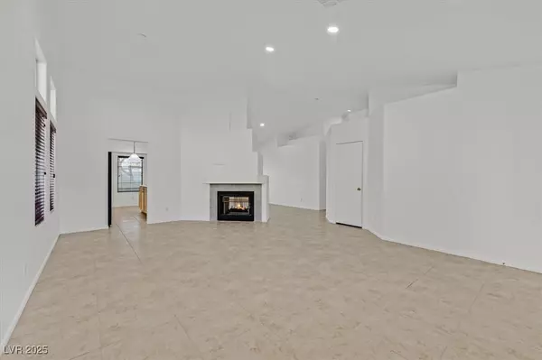 Henderson, NV 89002,133 Park Ridge LN