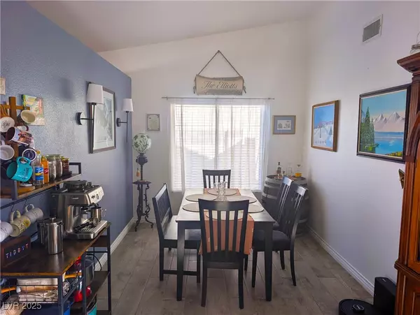 Las Vegas, NV 89130,6112 Rymer CT