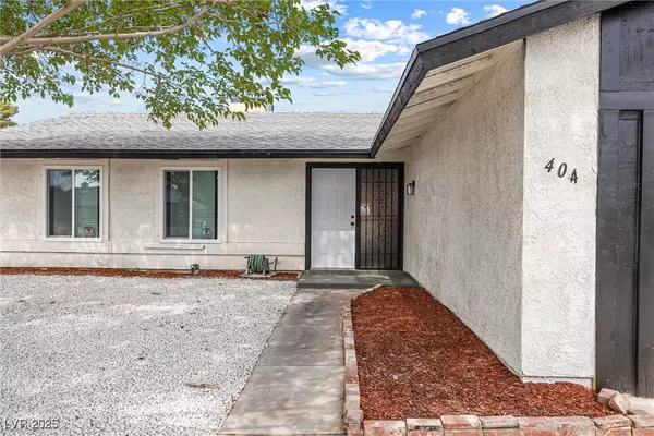 Las Vegas, NV 89107,404 Vassar LN