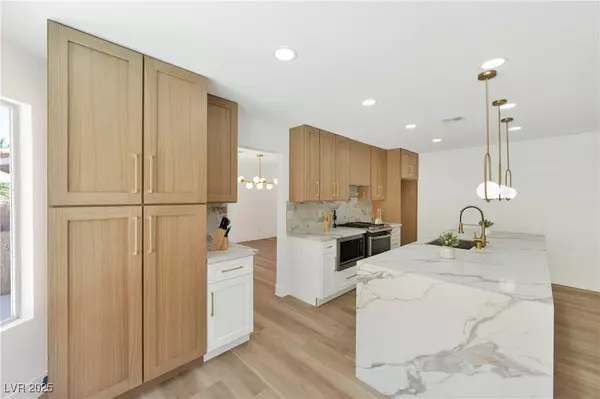 Las Vegas, NV 89128,8312 Aqua Spray AVE