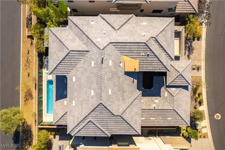 20 Garden Rain DR, Las Vegas, NV 89135