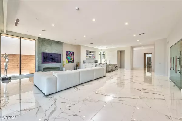 Henderson, NV 89012,702 Blackrock Rim DR