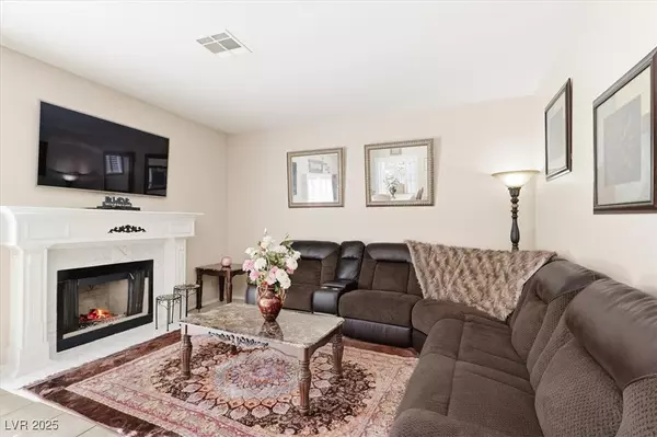 Las Vegas, NV 89117,9325 Aston Martin DR