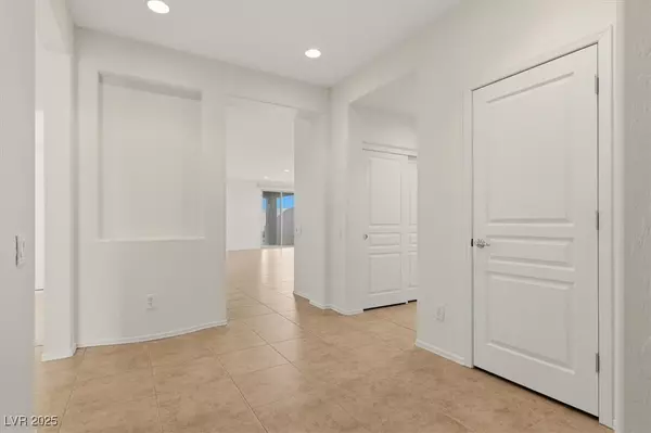 Henderson, NV 89044,2280 Carambala LN