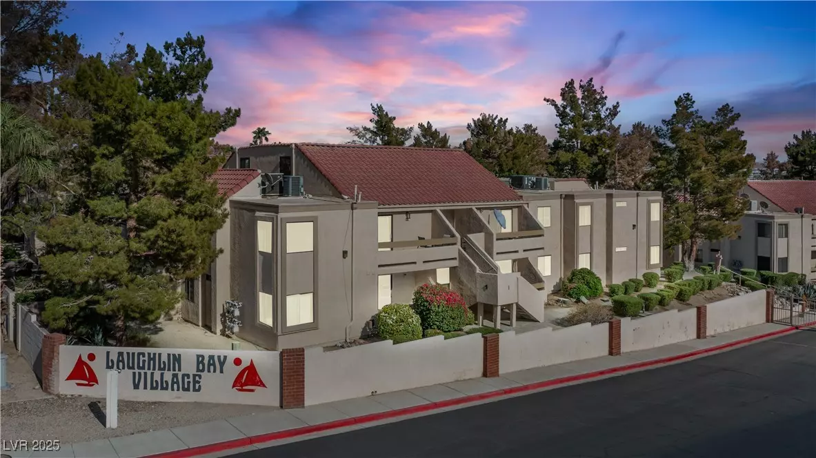 Laughlin, NV 89029,3740 Desert Marina DR #7