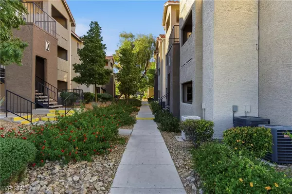 Las Vegas, NV 89103,4200 S Valley View BLVD #3049