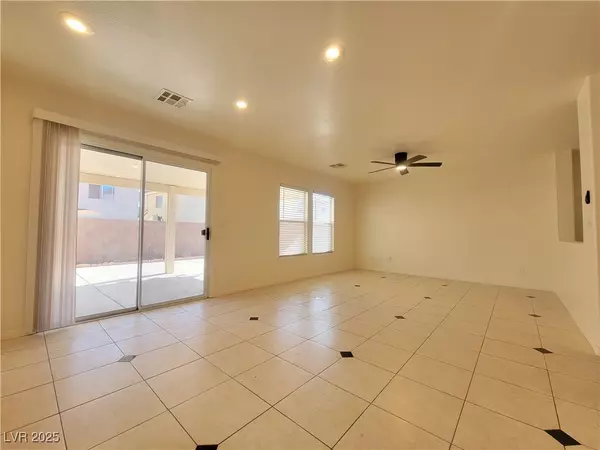 Las Vegas, NV 89139,7614 Hope Valley ST