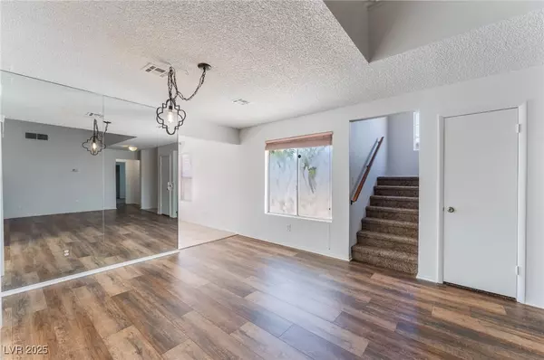 Las Vegas, NV 89108,6917 Raleigh AVE