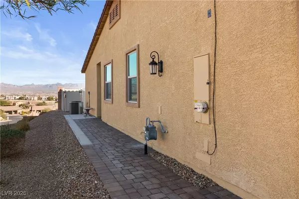 Laughlin, NV 89029,2722 Chinaberry Hill ST