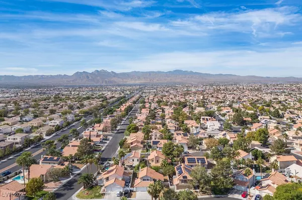 North Las Vegas, NV 89031,1360 Red Hollow DR