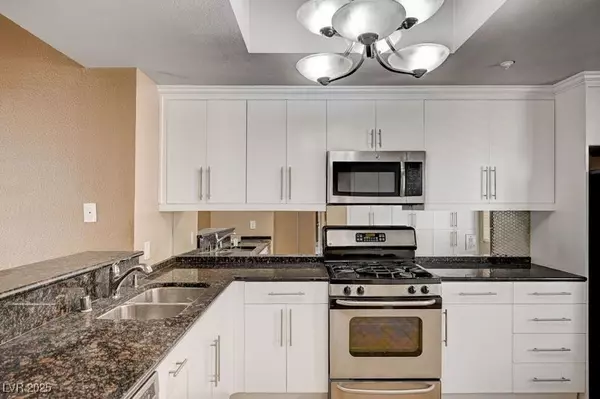 Las Vegas, NV 89169,210 E Flamingo RD #301