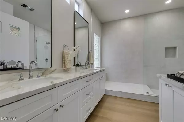 Las Vegas, NV 89134,10817 Heritage Hills DR