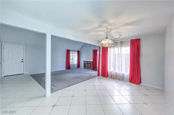 Las Vegas, NV 89121,4810 Summerhill RD