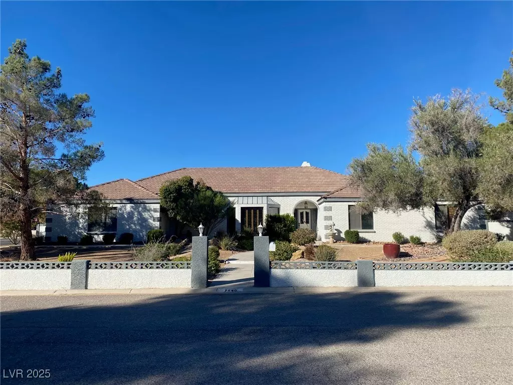 Las Vegas, NV 89117,7540 Palmyra AVE