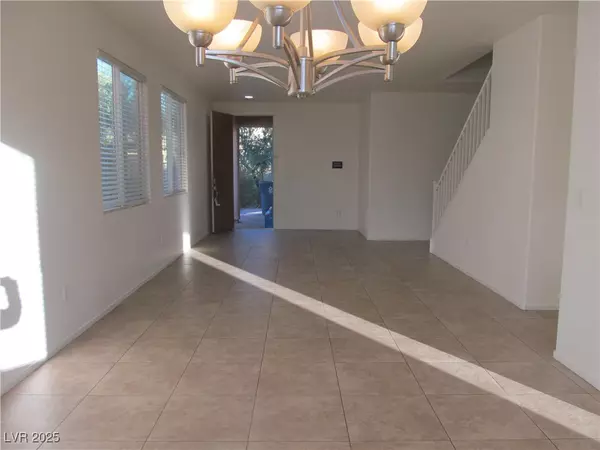 Las Vegas, NV 89142,2741 SUNRISE BLUFF DR