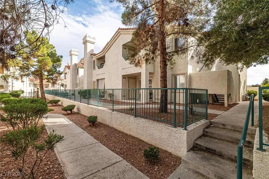 700 Wheat Ridge LN #201, Las Vegas, NV 89145
