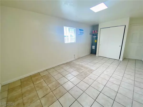 Las Vegas, NV 89108,1871 Shadow Mountain PL #4