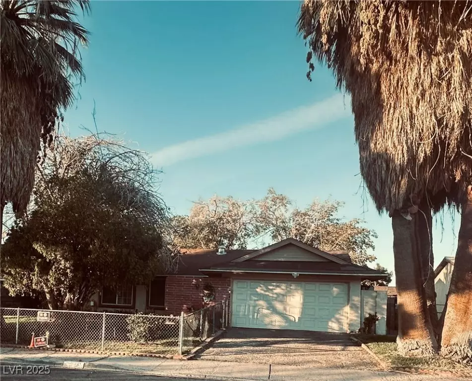 Las Vegas, NV 89110,4013 Alameda AVE